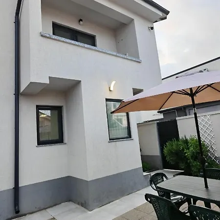 Vila Onix וילה